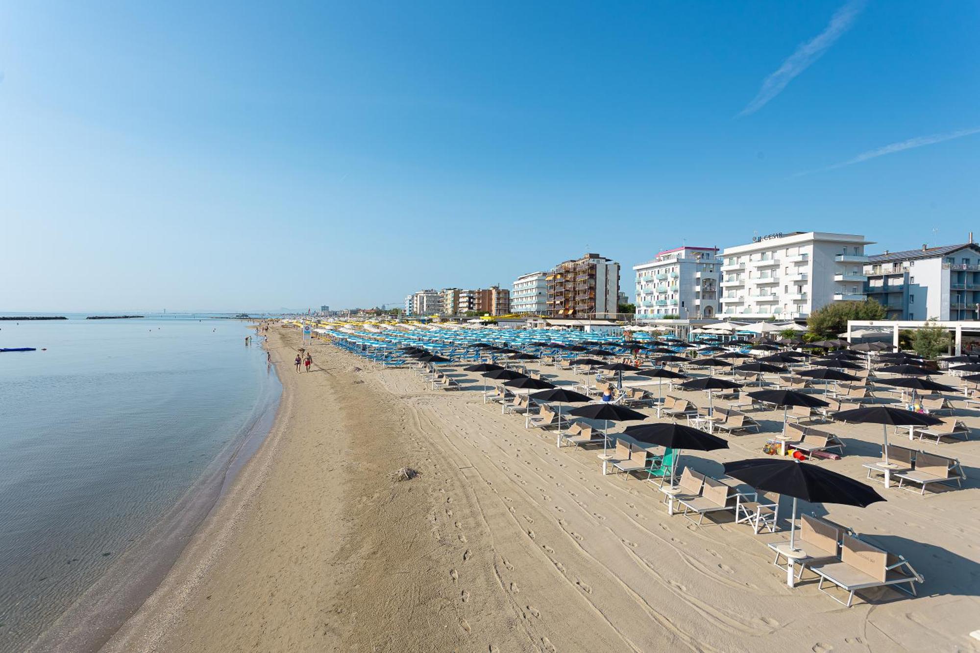 Hotel Caesar Lido Di Savio Exterior photo