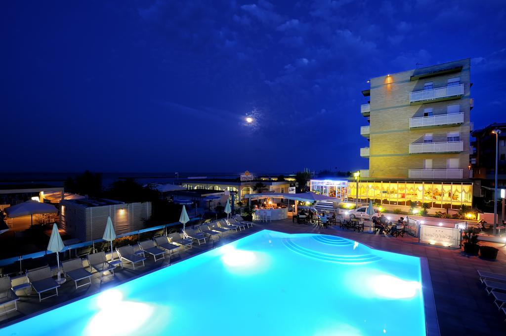 Hotel Caesar Lido Di Savio Exterior photo